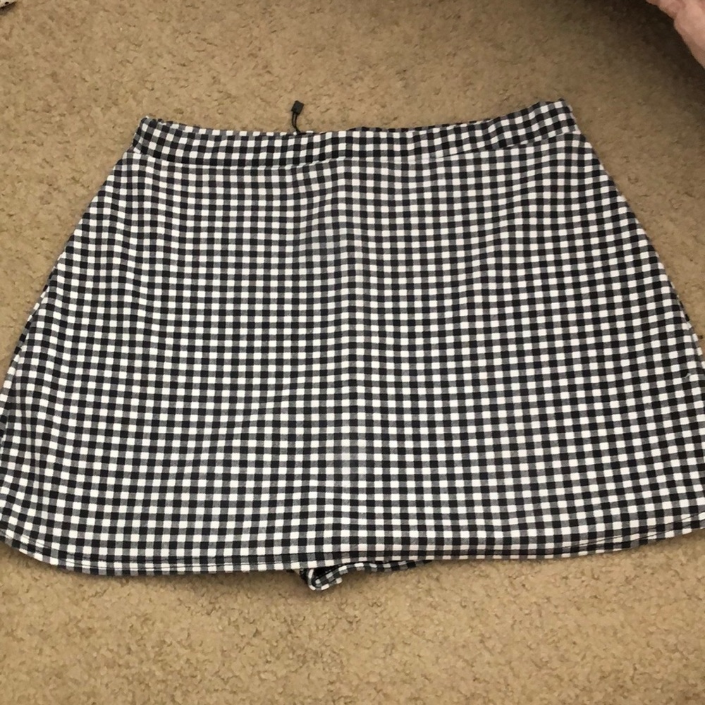 Gingham mini skort